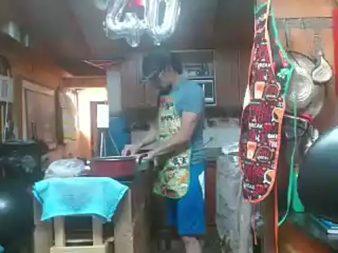 Snapshot of Dr_Pocholate84 chatting on January 26, 2025, 7:52 pm Dr Pocholate84 online show from January 26, 2025, 7:52 pm