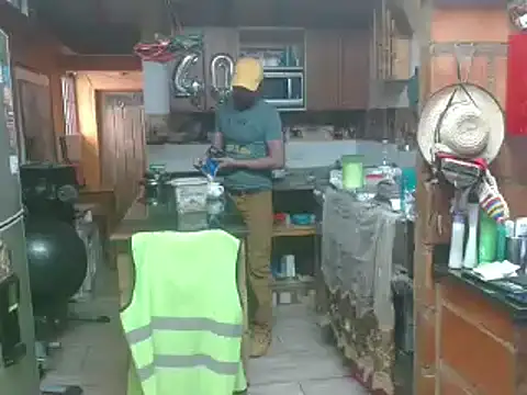 Snapshot of Dr_Pocholate84 chatting on February 3, 2025, 7:21 pm Dr Pocholate84 online show from February 3, 2025, 7:21 pm