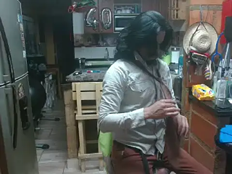 Snapshot of Dr_Pocholate84 chatting on February 14, 2025, 2:18 am Dr Pocholate84 online show from February 14, 2025, 2:18 am