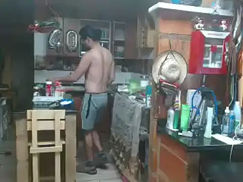 Snapshot of Dr_Pocholate84 chatting on February 19, 2025, 4:44 am Dr Pocholate84 online show from February 19, 2025, 4:44 am