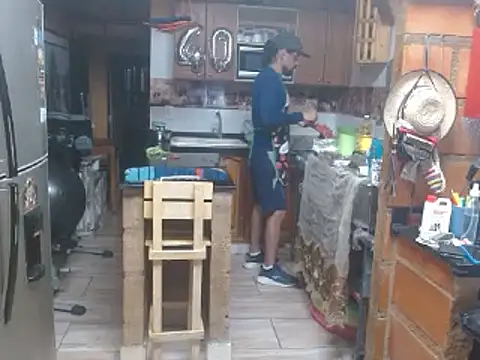 Snapshot of Dr_Pocholate84 chatting on March 1, 2025, 1:32 am Dr Pocholate84 online show from March 1, 2025, 1:32 am