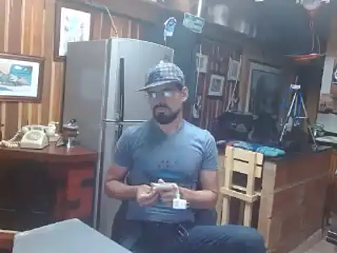 Snapshot of Dr_Pocholate84 chatting on March 2, 2025, 6:37 am Dr Pocholate84 online show from March 2, 2025, 6:37 am