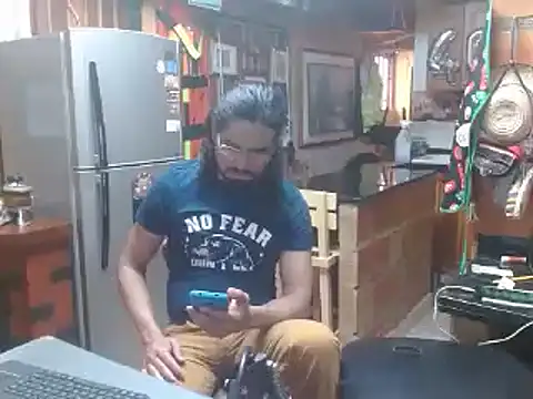 Snapshot of Dr_Pocholate84 chatting on March 14, 2025, 5:02 pm Dr Pocholate84 online show from March 14, 2025, 5:02 pm