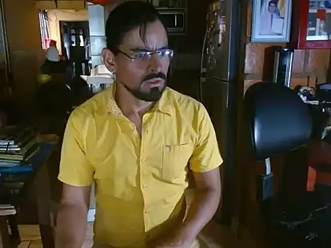 Snapshot of Dr_Pocholate84 chatting on June 23, 2026, 7:23 pm Dr Pocholate84 online show from June 23, 2026, 7:23 pm