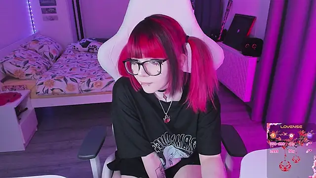 Snapshot of Yumi_Youkai chatting on March 23, 2026, 4:44 pm Yumi Youkai online show from March 23, 2026, 4:44 pm