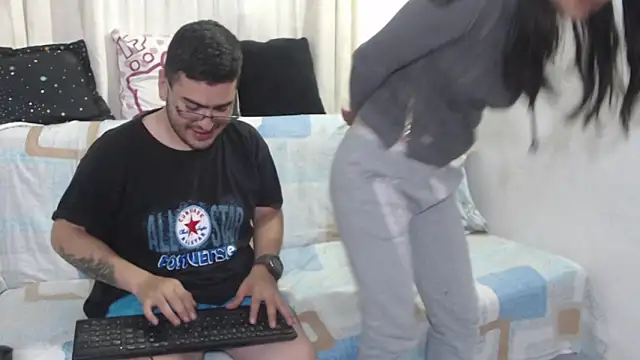 Snapshot of luxury_sex_17 chatting on February 17, 2026, 10:16 pm luxury sex 17 online show from February 17, 2026, 10:16 pm