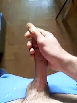 Snapshot of Neria chatting on March 13, 2025, 5:50 pm Neria online show from March 13, 2025, 5:50 pm