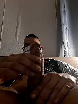 Arab-Cock online show from April 21, 2026, 12:45 am