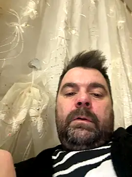 Snapshot of h4cAlex chatting on November 24, 2025, 6:40 pm h4cAlex online show from November 24, 2025, 6:40 pm