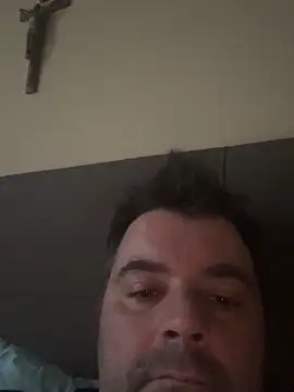 Snapshot of h4cAlex chatting on December 5, 2025, 3:41 pm h4cAlex online show from December 5, 2025, 3:41 pm