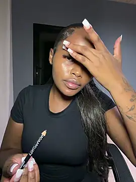Snapshot of Neelo-Smith chatting on April 1, 2026, 8:39 pm Neelo-Smith online show from April 1, 2026, 8:39 pm