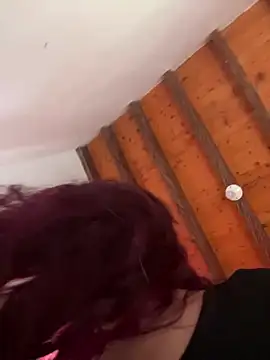 Alicia Ruiz online show from December 12, 2024, 5:59 pm