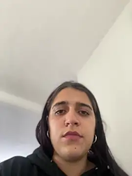 Snapshot of Alicia_Ruiz chatting on February 11, 2026, 6:02 pm Alicia Ruiz online show from February 11, 2026, 6:02 pm