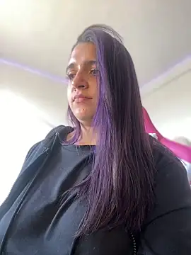 Snapshot of Alicia_Ruiz chatting on February 20, 2026, 6:08 pm Alicia Ruiz online show from February 20, 2026, 6:08 pm