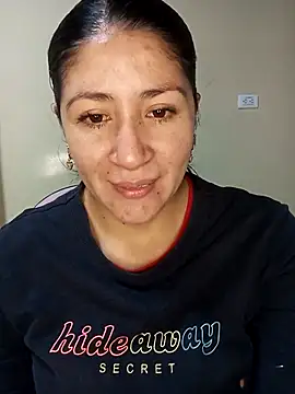 nammy  dirtyhott online show from October 30, 2025, 2:29 pm