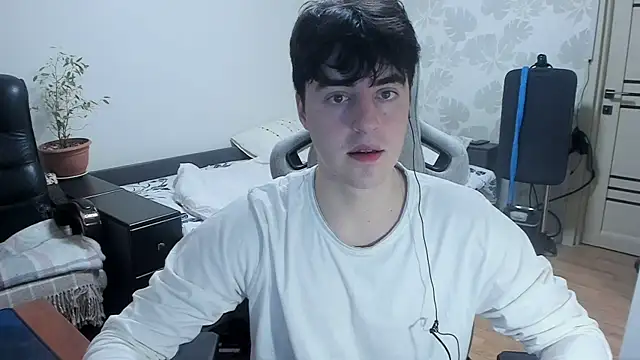 Knuckles17 online show from December 20, 2025, 12:51 am