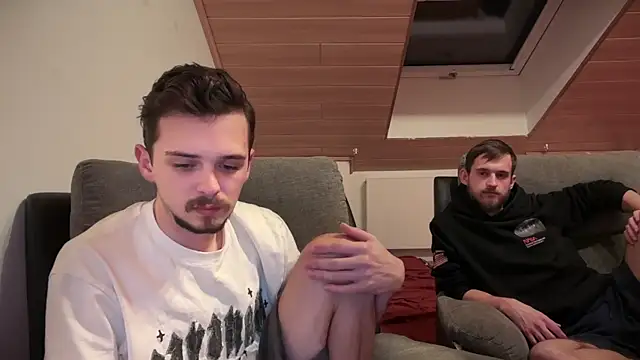 Snapshot of naked_psy chatting on December 2, 2024, 6:21 pm naked psy online show from December 2, 2024, 6:21 pm