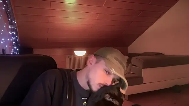 Snapshot of naked_psy chatting on February 16, 2025, 2:53 am naked psy online show from February 16, 2025, 2:53 am