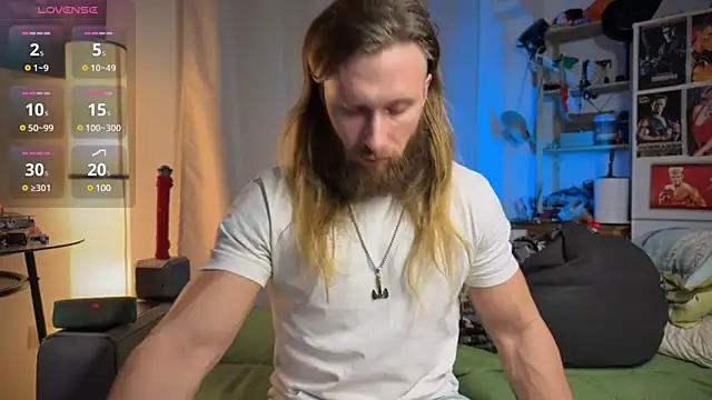 rusbigpaul online show from March 4, 2025, 6:50 pm