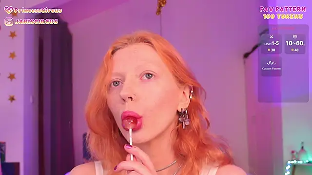 Snapshot of Circus_Princess chatting on February 22, 2025, 2:17 am Circus Princess online show from February 22, 2025, 2:17 am