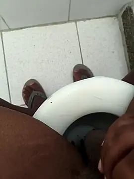 Snapshot of Mozen_13 chatting on March 29, 2026, 7:25 pm Mozen 13 online show from March 29, 2026, 7:25 pm