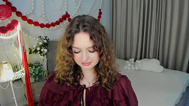 MiracleCurly online show from March 29, 2026, 10:04 am