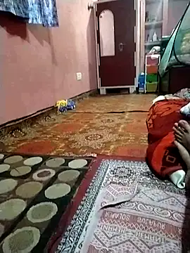 Snapshot of ohana143 chatting on February 15, 2025, 2:22 pm ohana143 online show from February 15, 2025, 2:22 pm