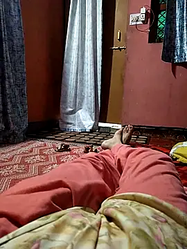 Snapshot of ohana143 chatting on February 17, 2025, 12:16 pm ohana143 online show from February 17, 2025, 12:16 pm