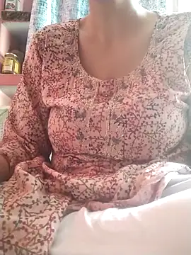 Snapshot of ohana143 chatting on March 18, 2025, 6:57 am ohana143 online show from March 18, 2025, 6:57 am