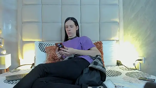 Hecatee 77 online show from February 16, 2026, 7:43 pm