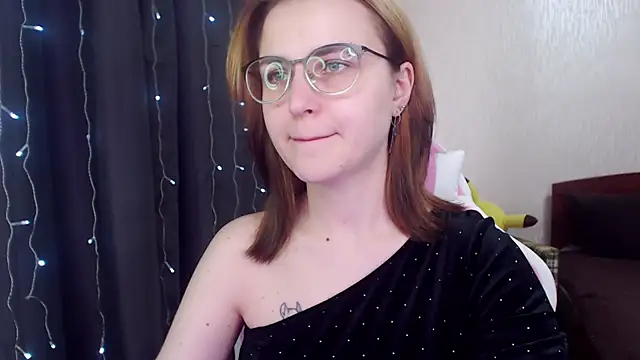 MissBrightShine online show from February 15, 2025, 10:00 am