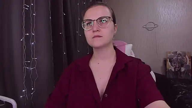 MissBrightShine online show from October 12, 2025, 11:31 am