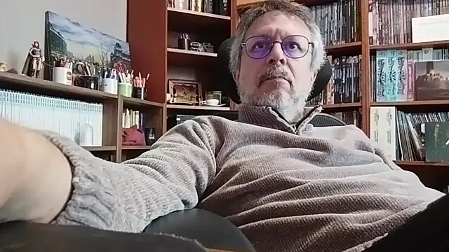 Mandra is a whore online show from September 28, 2025, 4:23 pm