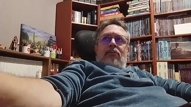 Mandra is a whore online show from December 16, 2025, 10:26 pm