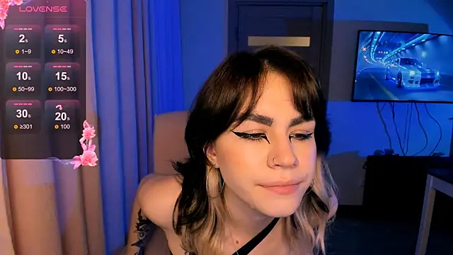 Snapshot of _selectrra chatting on December 18, 2024, 6:57 pm selectrra online show from December 18, 2024, 6:57 pm