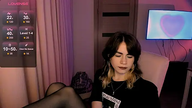 Snapshot of _selectrra chatting on January 30, 2025, 2:36 pm selectrra online show from January 30, 2025, 2:36 pm