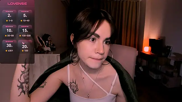 Snapshot of _selectrra chatting on February 27, 2025, 11:52 am selectrra online show from February 27, 2025, 11:52 am