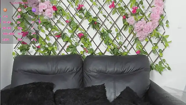 merlyna goldens online show from November 23, 2025, 1:05 am