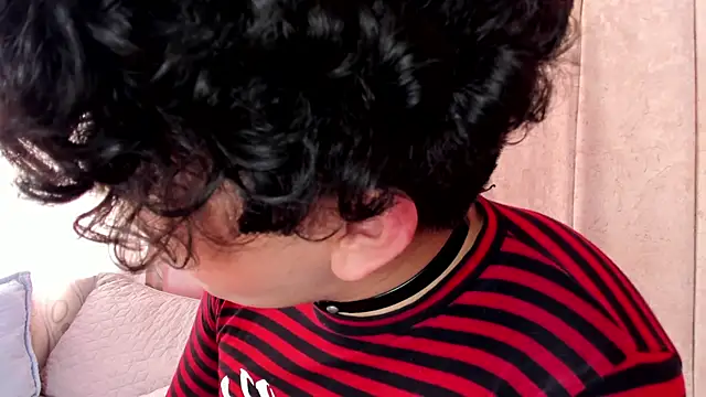 Snapshot of Satuurn_ chatting on January 25, 2025, 6:13 pm Satuurn online show from January 25, 2025, 6:13 pm