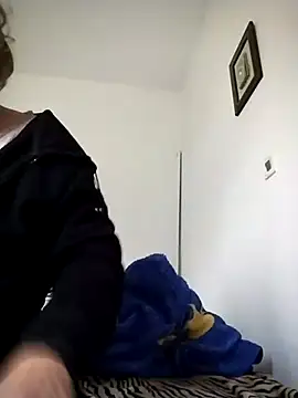 Impression222 online show from December 3, 2025, 6:54 am