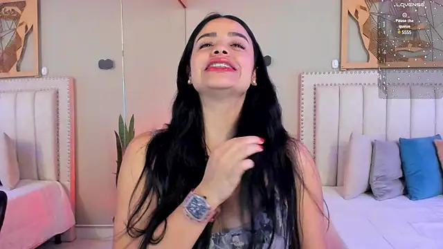 Snapshot of Paula_Desousa chatting on February 11, 2025, 10:39 pm Paula Desousa online show from February 11, 2025, 10:39 pm