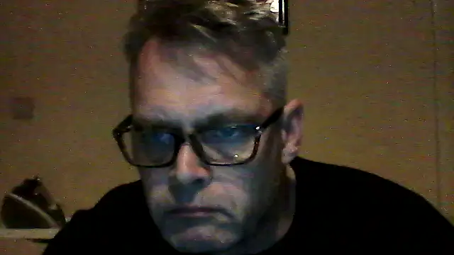 Snapshot of adriaan1975 chatting on February 26, 2026, 3:05 am adriaan1975 online show from February 26, 2026, 3:05 am