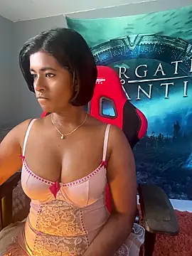 Snapshot of RoseMelanie chatting on July 8, 2026, 6:18 am RoseMelanie online show from July 8, 2026, 6:18 am