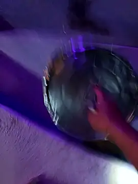 DULCE ZOE online show from October 2, 2025, 12:17 am