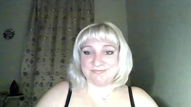 MeilomaWesa online show from October 30, 2025, 9:15 pm