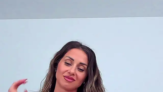 SelenaWest online show from September 20, 2025, 10:27 am