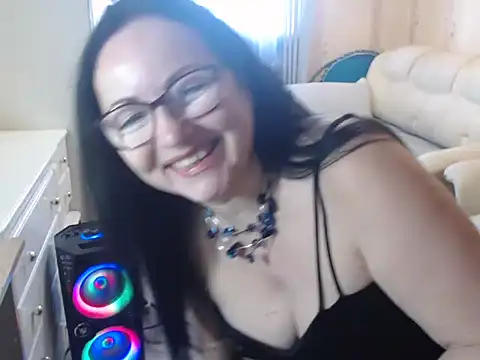 Alma44 online show from February 11, 2026, 8:41 am