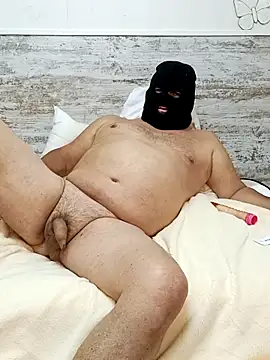 Goldendaddygo online show from April 14, 2026, 12:33 pm