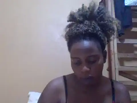 Snapshot of sweetbabra1 chatting on March 4, 2025, 5:32 am sweetbabra1 online show from March 4, 2025, 5:32 am