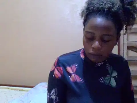 Snapshot of sweetbabra1 chatting on March 7, 2025, 5:18 am sweetbabra1 online show from March 7, 2025, 5:18 am